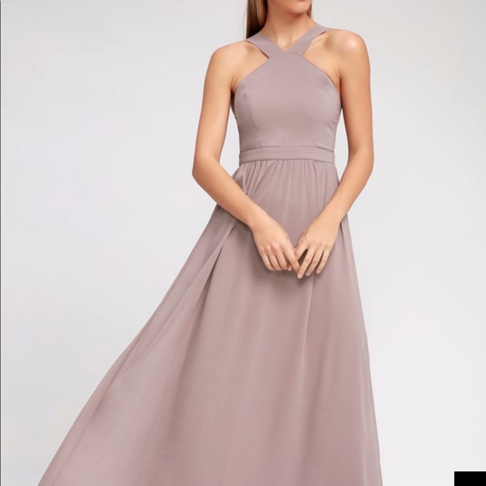 Lulu’s Air of Romance Taupe Dress